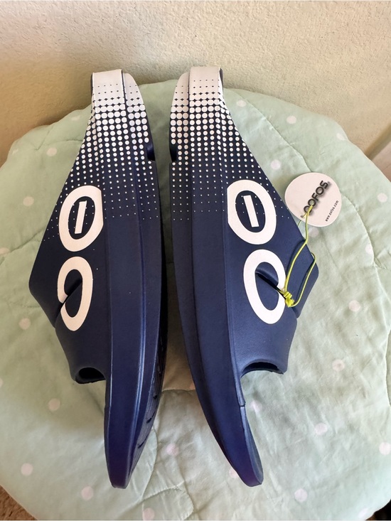 NWT  OOFOS OOahh Sport Slide sandals Men’s size 13